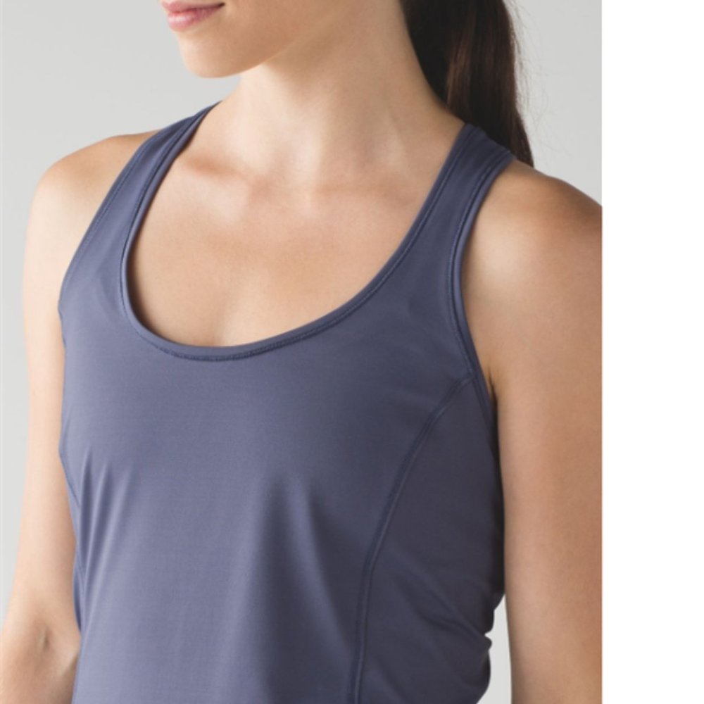 LIKE NEW! Lululemon Sculpt It Singlet - Picture 2 of 14